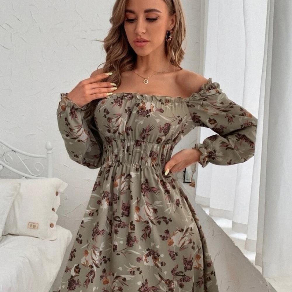 Women’s off the shoulder floral dress - Picture 2 of 7